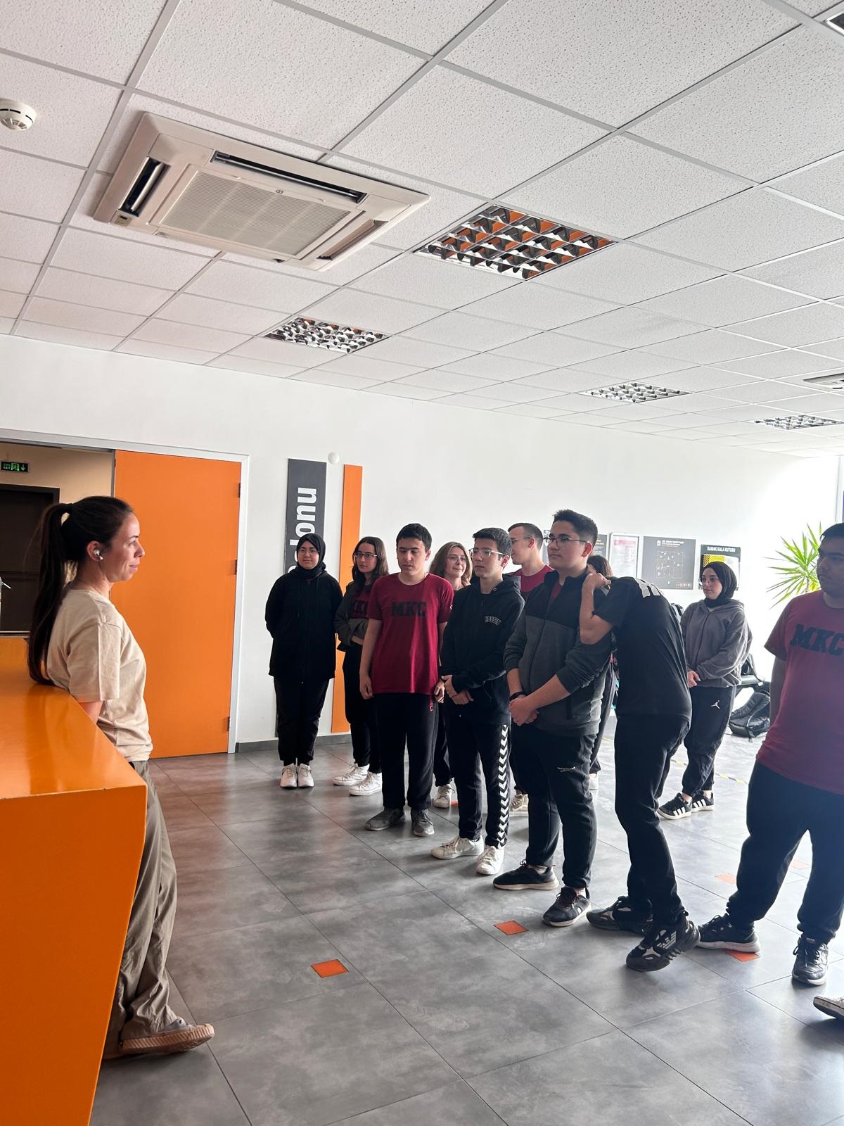 Nilüfer Belediyesi’nden öğrencilere afet ve acil durum eğitimi