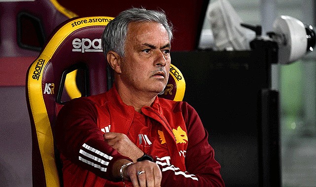 Jose Mourinho resmen Fenerbahçe’de!