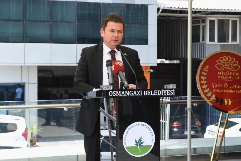 Osmangazili kursiyerlerin yıl boyunca yaptıkları eserler görücüye çıktı