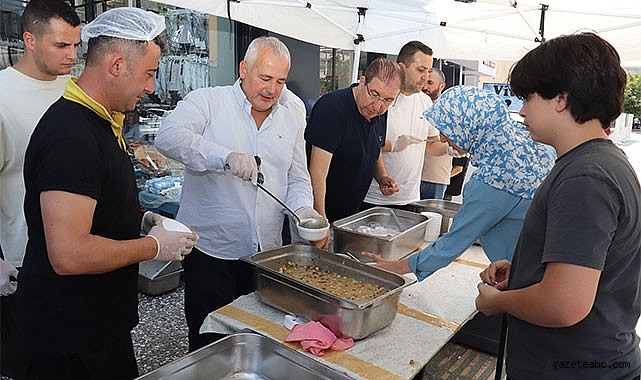 BEKSİAD Aşure bereketini paylaştı