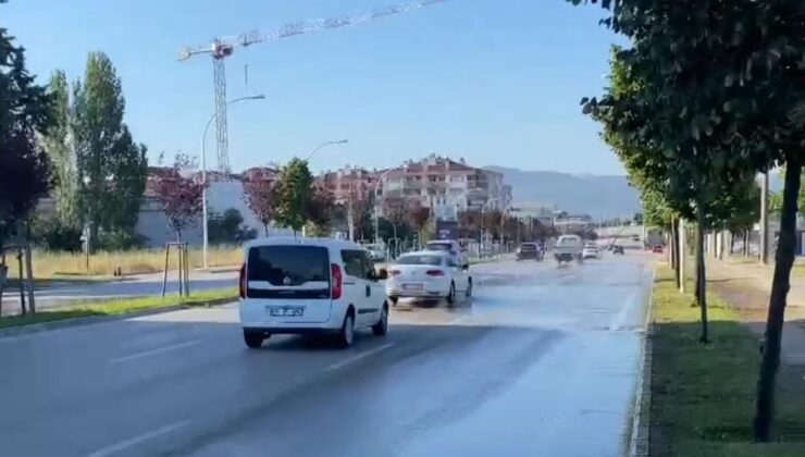 Çimleri sulayın yolları değil