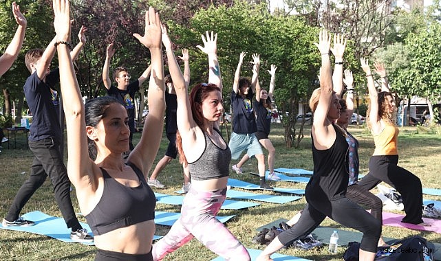 Yoga Günü’nü birlikte kutladılar