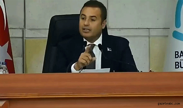 Belediye Başkanı: “Ne yaptınız oğlum bu parayı?”