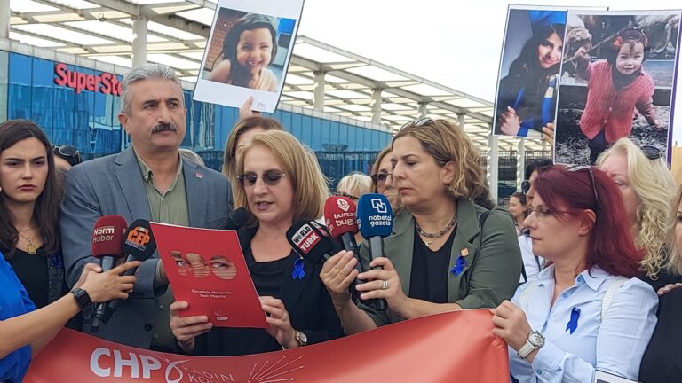 CHP Bursa İl Kadın Kolları: "İstanbul Sözleşmesini Yürürlüğe Koyacağız"