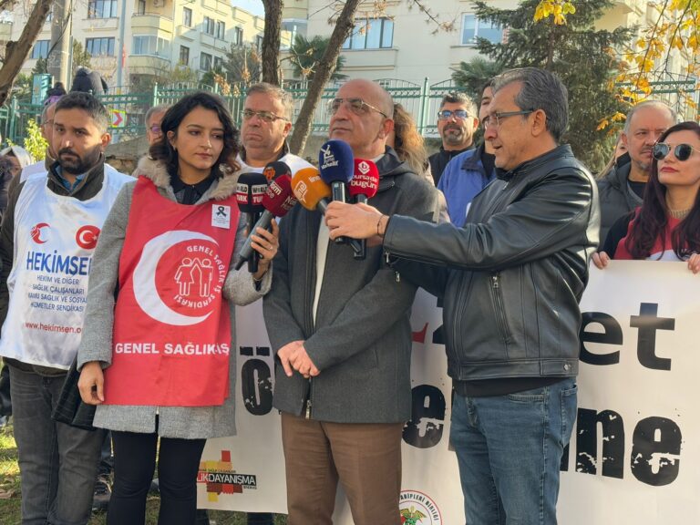 Aile Hekimleri Tarafından ‘ Eziyet Yönetmenliğine Hayır’ basın açıklaması gerçekleşti