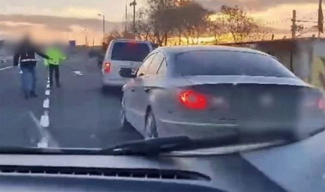 Otomobilin Bagajı Silah Deposu Çıktı