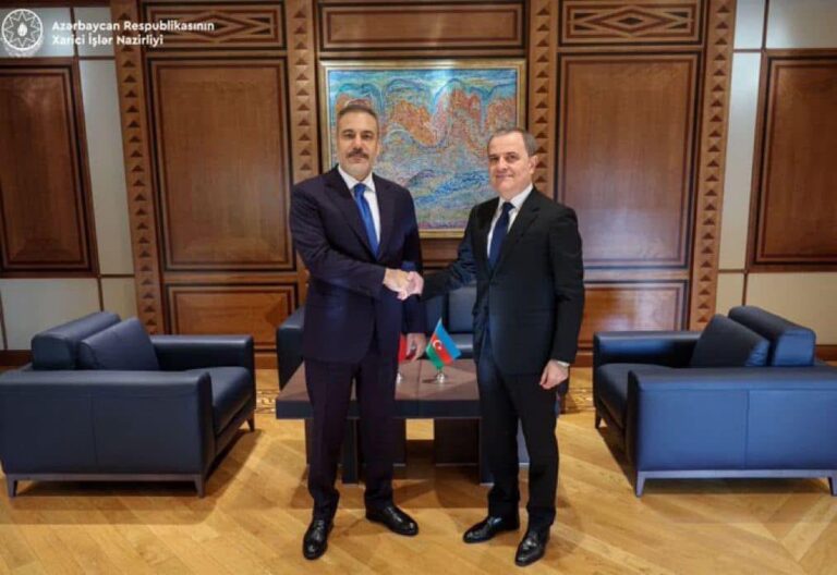 Hakan Fidan Barış için Bakü’de