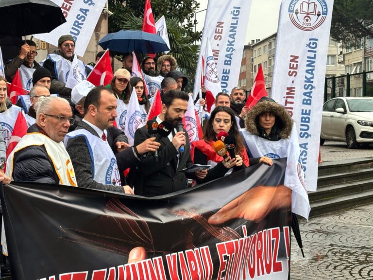 Öğretmenler İş Bıraktı!