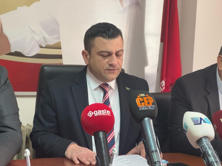 3 Parti’den Başkan Bozbey’e Eleştiri Yağmuru