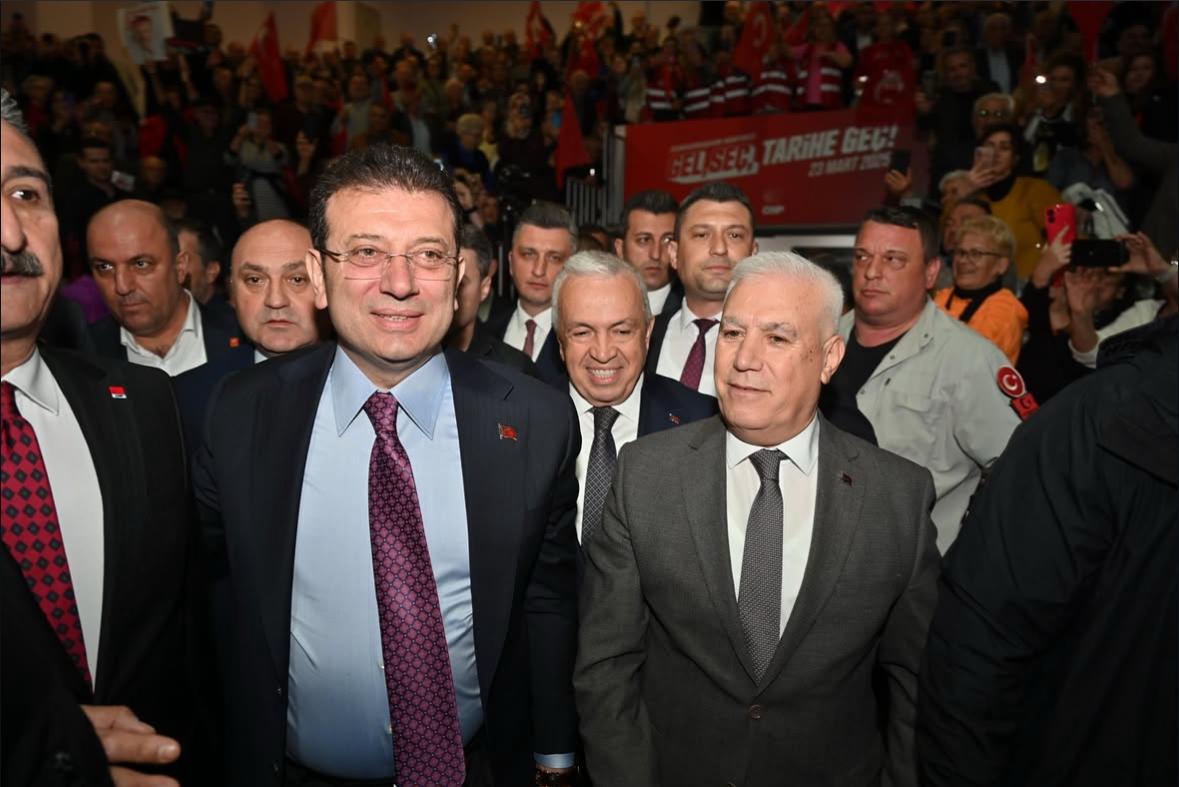 Bozbey: "Ekrem Başkanımız yalnız değildir"