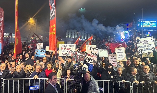 İmamoğlu’na Destek Devam Ediyor!