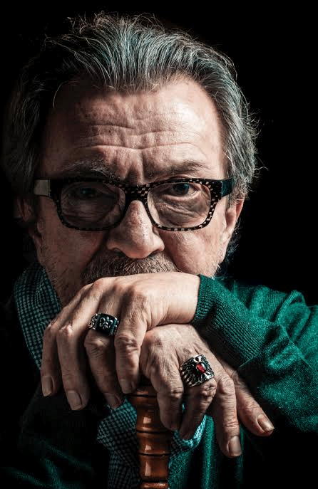 Usta Yönetmen Hayatını Kaybetti