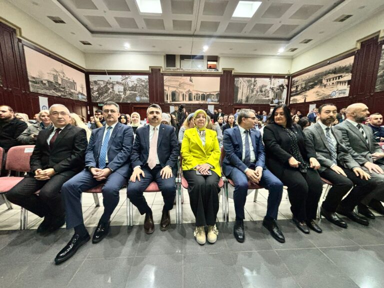 Güçlü Aile Güçlü Toplum