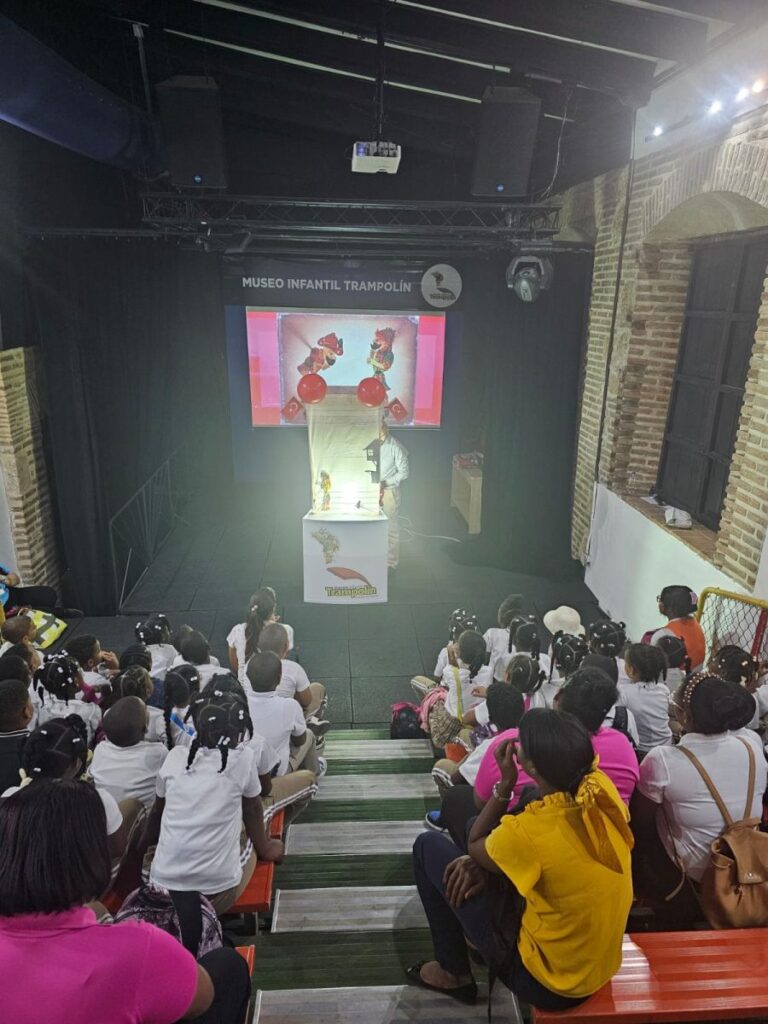 Hacivat Karagöz Dominik de!