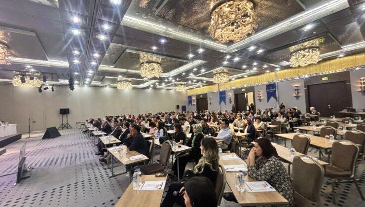 Bursa’da Canlı Yayında Göz Ameliyatı!