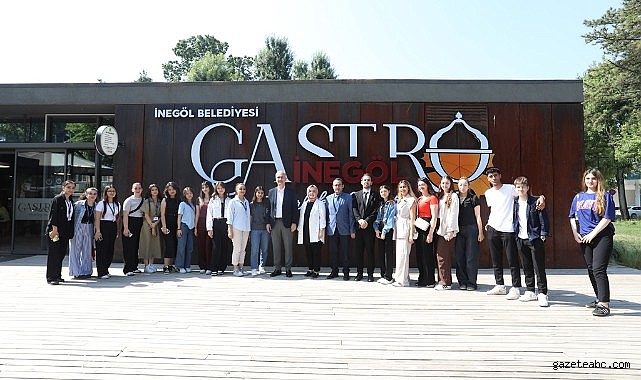 Başkan Alper Taban Stajyer Öğrencilerle Veda Sofrasında Buluştu