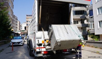 Orhangazi’de Konteynerler Tam Otomatik Yıkama Sistemiyle Temizleniyor