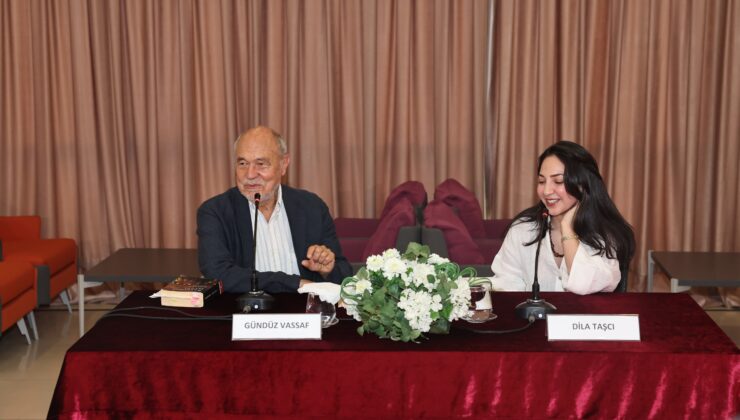 Usta yazar Gündüz Vassaf okurlarıyla buluştu