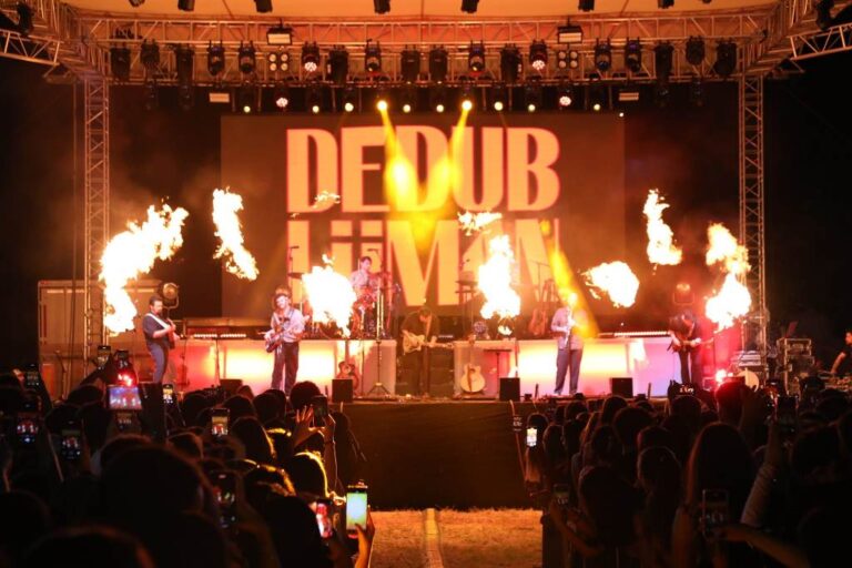 İnegöl’de festival heyecanı, Dedublüman konseriyle zirveye ulaştı