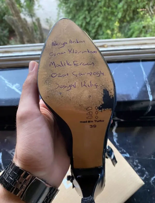 AK Parti’ye Geçişe Protesto