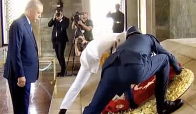Erdoğan, YAŞ Üyeleriyle Anıtkabir’de