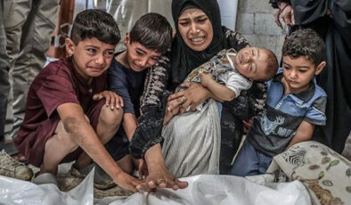 Gazze’de Bebek Katliamı