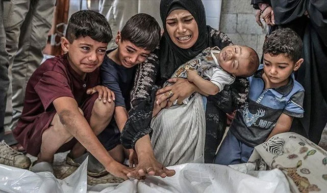 Gazze’de Bebek Katliamı
