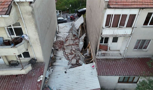 Sındırgı’da Hasar Büyük
