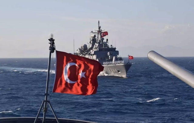 Yunanistan’ı Türkiye Korkusu Sardı