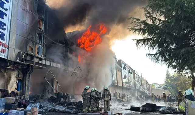 İstanbul’da Geceyi Alevler Bastı