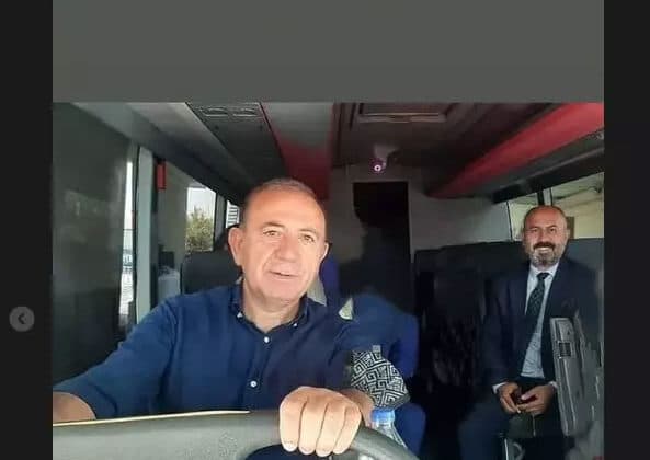 Partililer Uygur’a Saldırdı, Polis Kurtardı