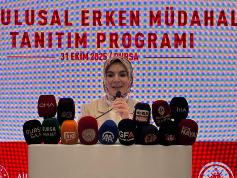 Bakan Gökta: "Merkezimiz de sevgiyle büyüyen çocuklar olacak"