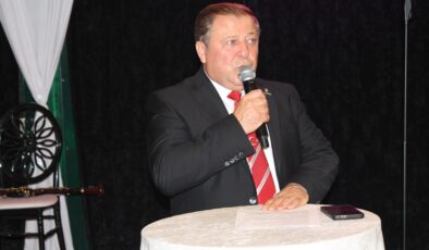 Emekli Bu Ülkenin Çimentosu, Çakıl Taşıdır