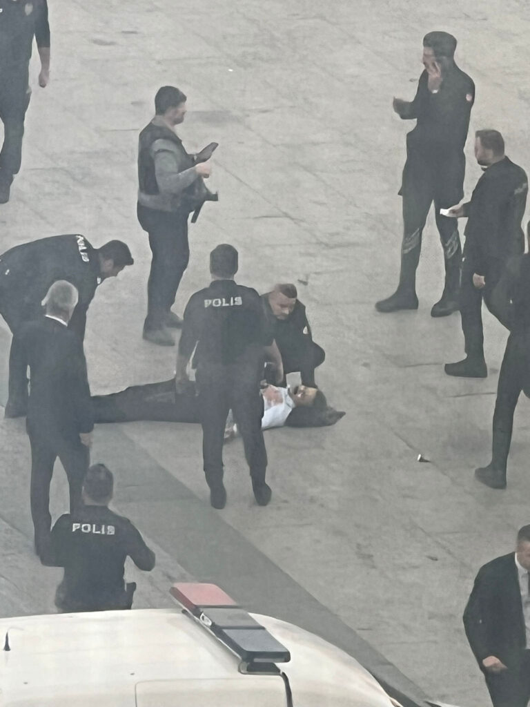 İstanbul’da Adliye Önünde Silahlı Olay