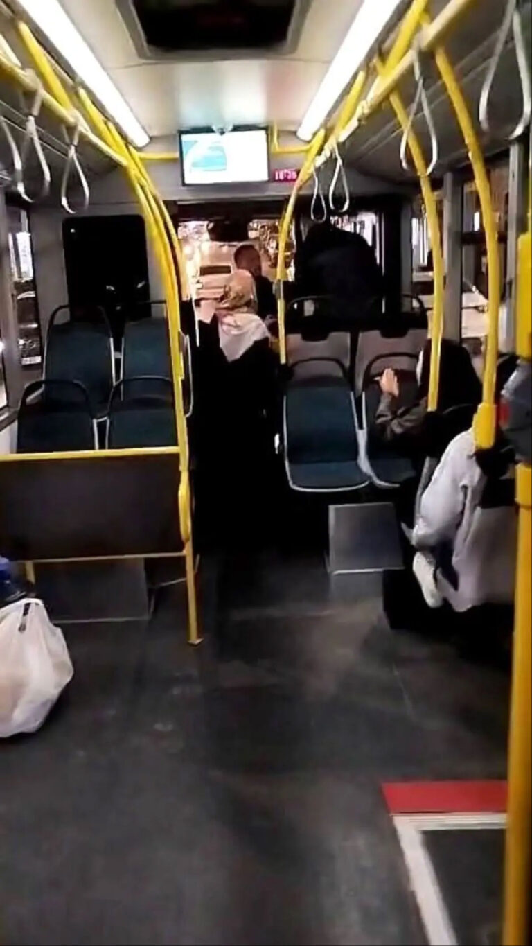 Sivas’ta Şehit Babasına Hakaret ve Şiddet Girişimi