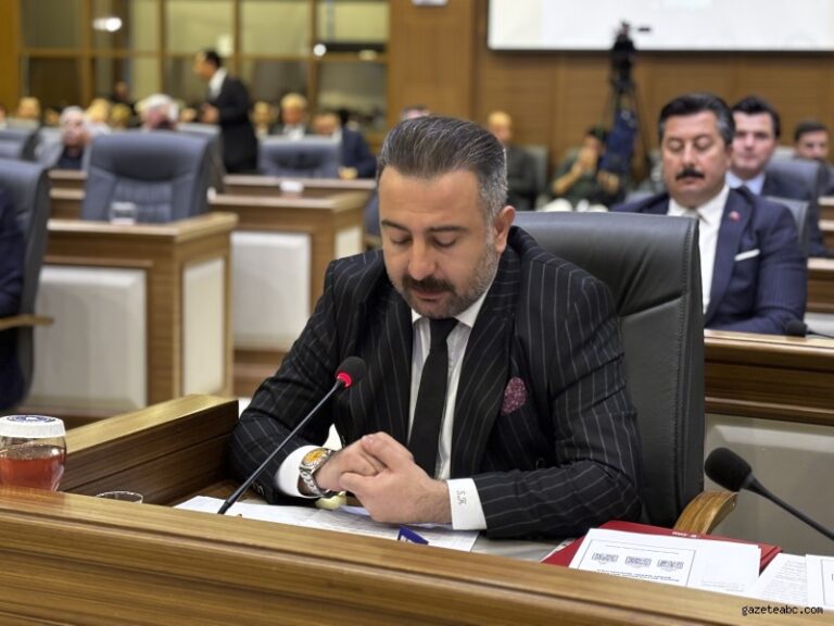 Başkan Bozbey’den Eleştirilere Sert Cevap