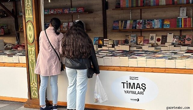 Osmangazi Kitap Fuarı Kapılarını Açtı