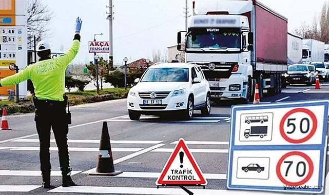 Trafikte Levha Sadeleşmesi Başladı