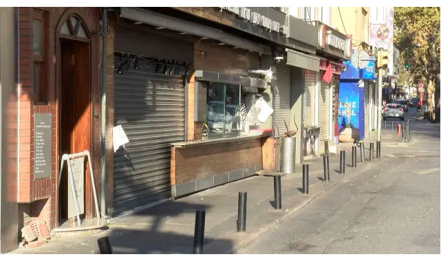 Zehirlenme Dehşeti: Ailenin Son Anları Kamerada