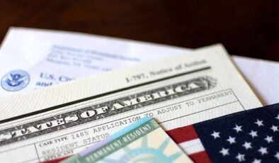 ABD, Green Card Başvurularını Askıya Aldı