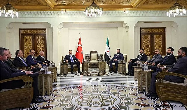 Suriye’de Diplomatik Temaslar Başladı