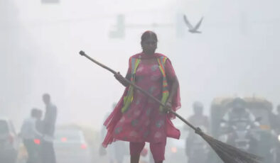Yoğun Sis Ulaşımı Felç Etti