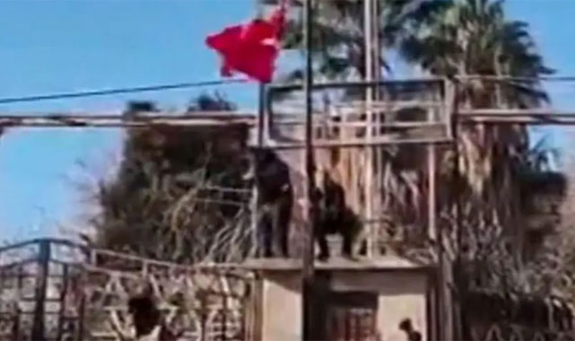 Bayrak Saldırısına Hükümetten Sert Tepki