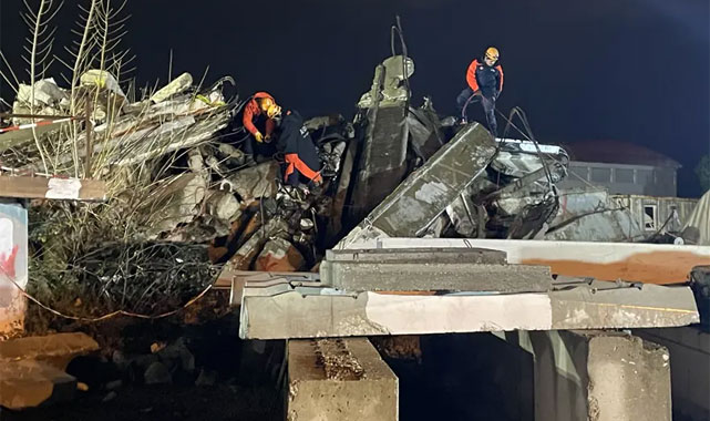 Gerçeğini Aratmayan Deprem Tatbikatı