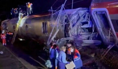 İspanya Güneyinde Tren Felaketi