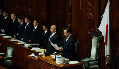 Japonya’da Siyasi Hareketlilik