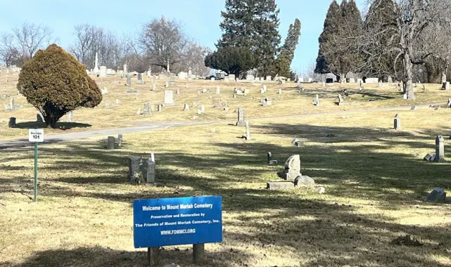 Pennsylvania’da Mezarlıkta Dehşet