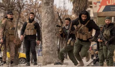 Teröristler Kendilerini Taşıyan Otobüslere Ateş Açtı