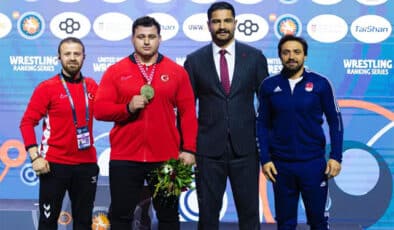 610 Gün Sonra Altın Madalya