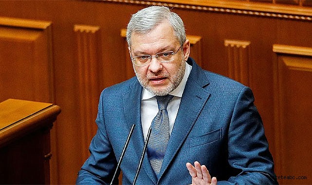 Eski Bakan Kaçarken Yakalandı